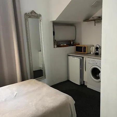 11t Sleeps 2 With Wifi Daire