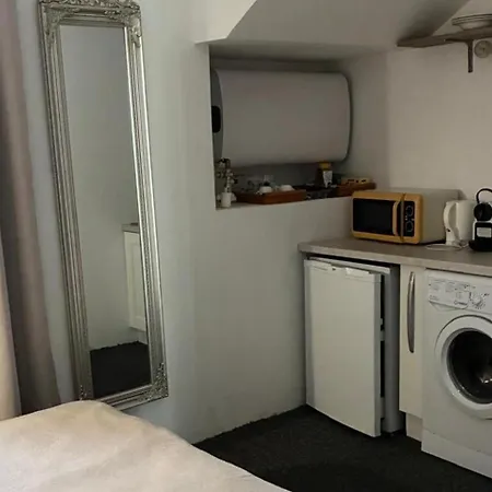 11t Sleeps 2 With Wifi