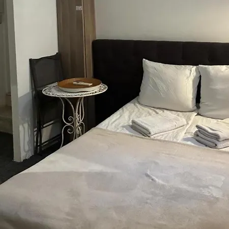 11t Sleeps 2 With Wifi *